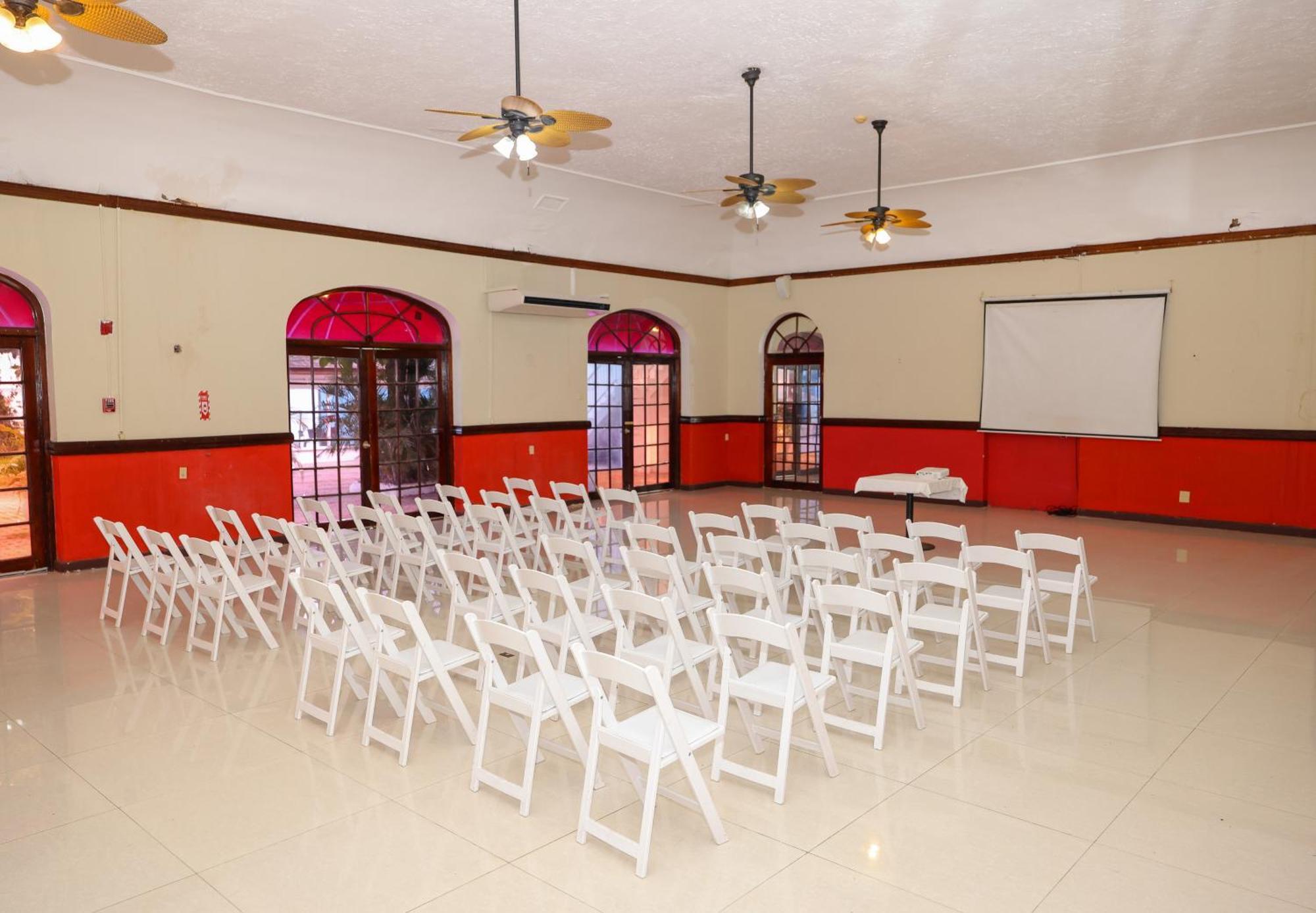 Grand Decameron Montego Beach, A Trademark All-Inclusive Resort Montego Bay Exterior photo