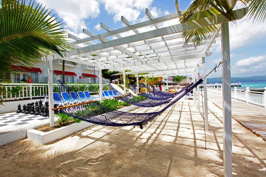 Grand Decameron Montego Beach, A Trademark All-Inclusive Resort Montego Bay Exterior photo